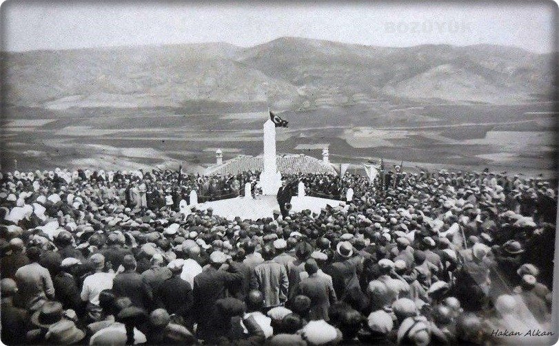 1960'lı yıllar İnönü Şehitliği Törenleri