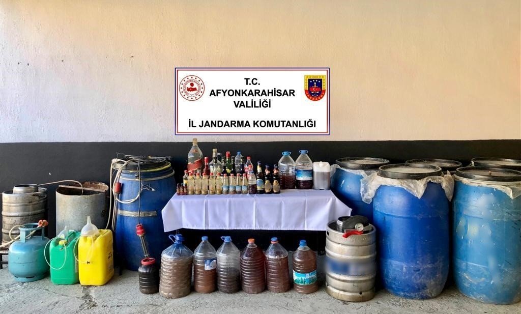bozuyuk-haber_76-yasinda-kacak-alkol-operasyonunda-yakalandi-0.jpg