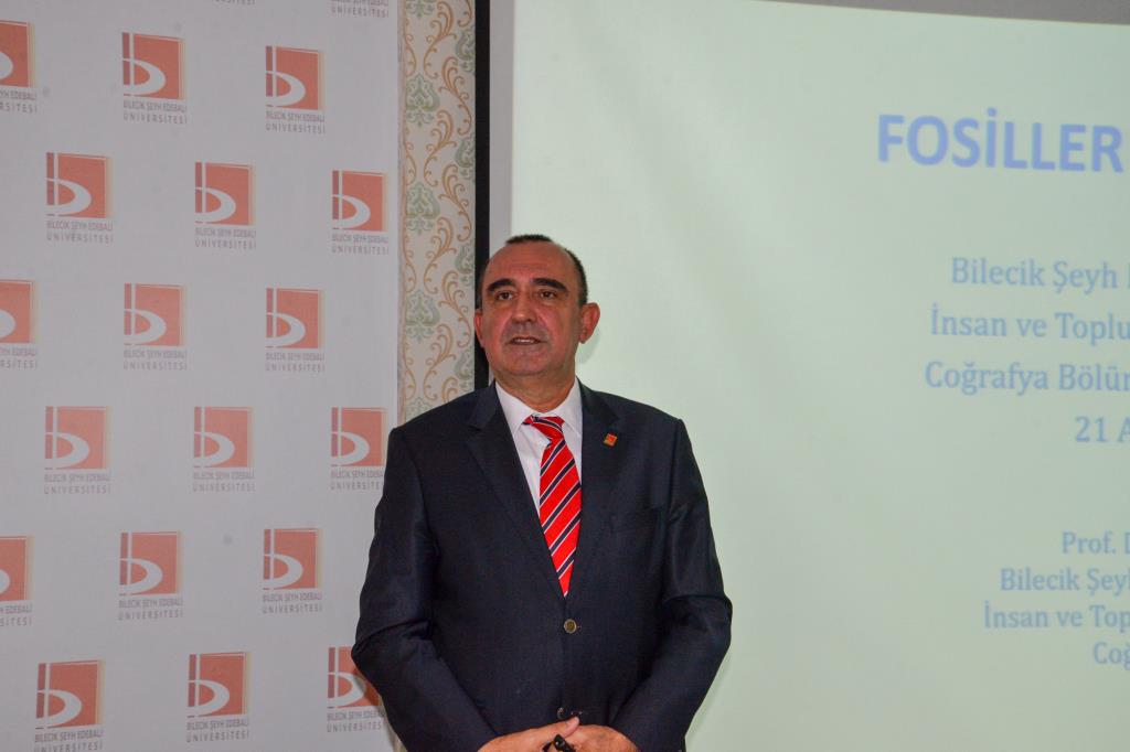 bozuyuk-haber_gecmisin-izlerine-fosiller-ve-cografya-semineri-ile-kisa-bir-bakis-0.jpg