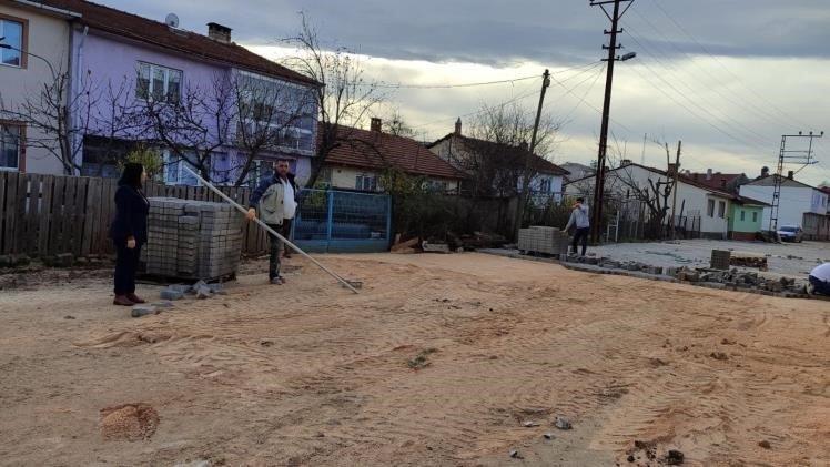 bozuyuk-haber_sokaklarda-belediye-ekiplerince-calisma-0.jpg