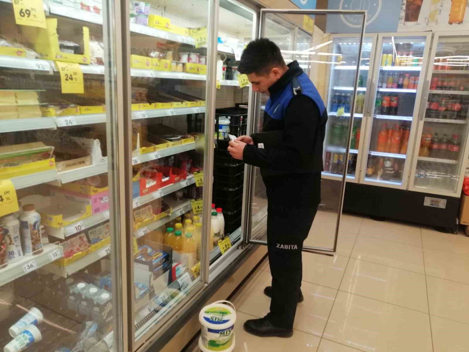 bozuyuk-haber_yeni-yil-oncesi-marketlerde-denetim-0.jpg