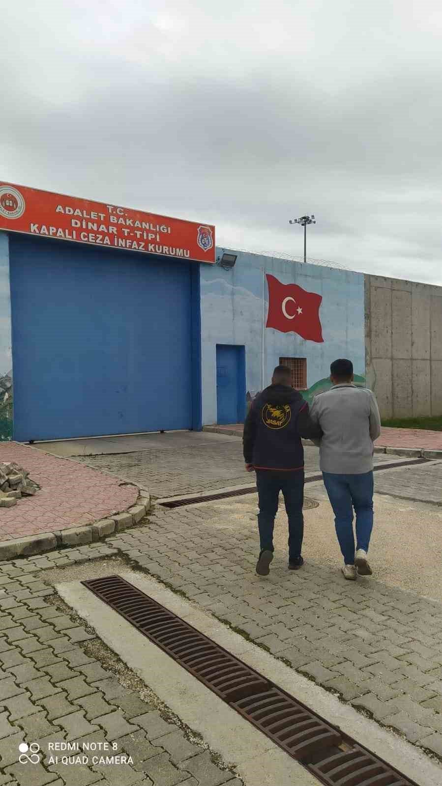 bozuyuk-haber_4-yil-2-ay-hapis-cezasi-ile-aranan-sahsi-jasat-yakaladi-0.jpg