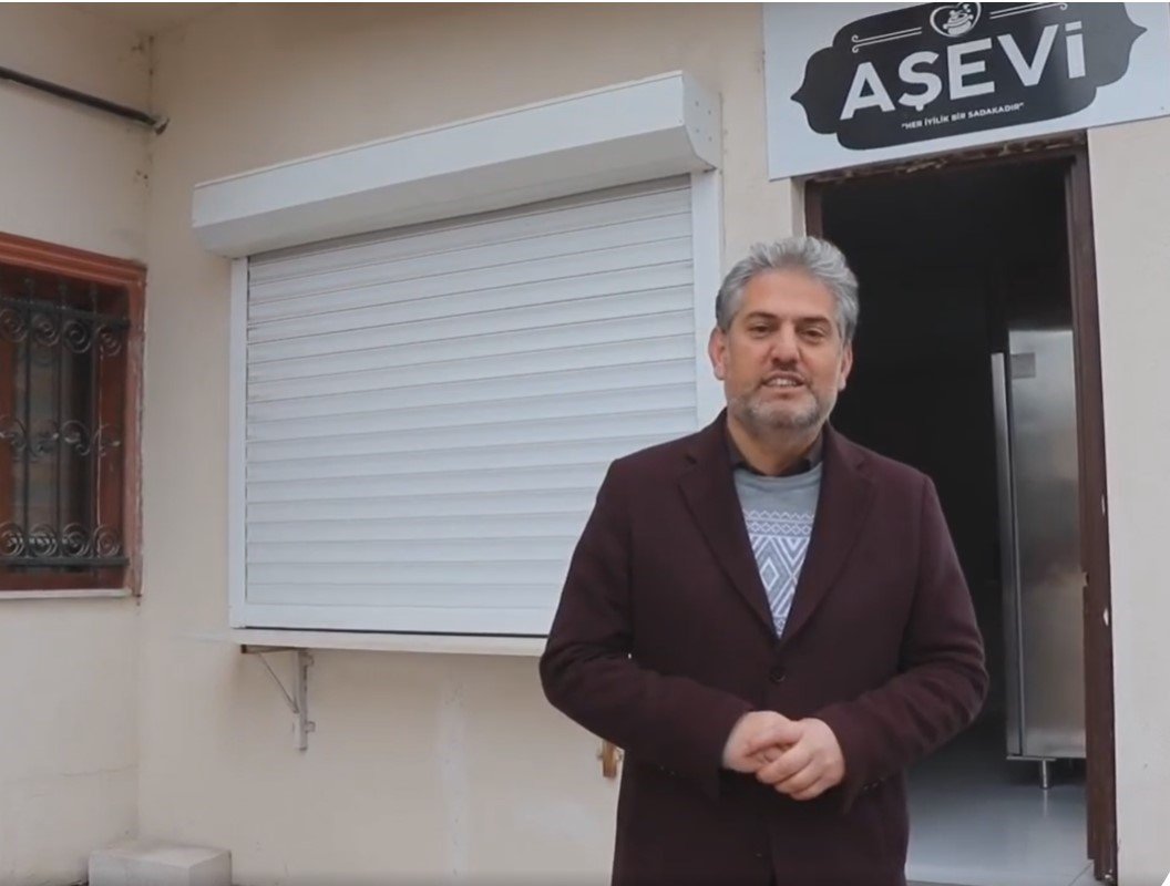 bozuyuk-haber_asevinde-pisen-sicak-yemekler-vatandasa-ulastiriliyor-0.jpg