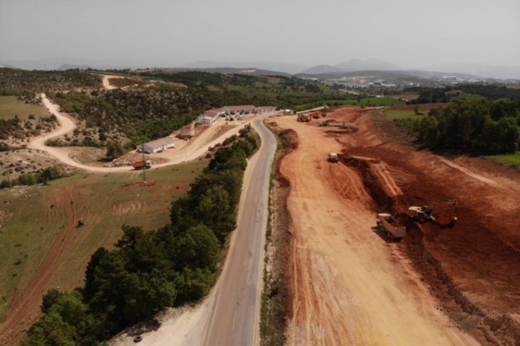 bozuyuk-haber_bilecik-yenisehir-yolu-bu-ay-sonunda-tamamlaniyor-0.jpg