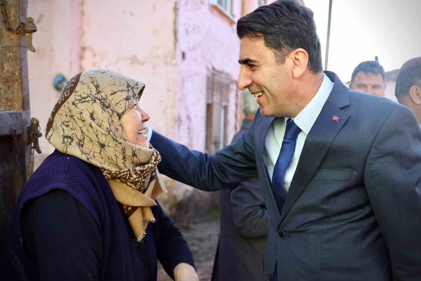 bozuyuk-haber_koy-ziyaretinde-duygusal-anlar-yasandi-0.jpg