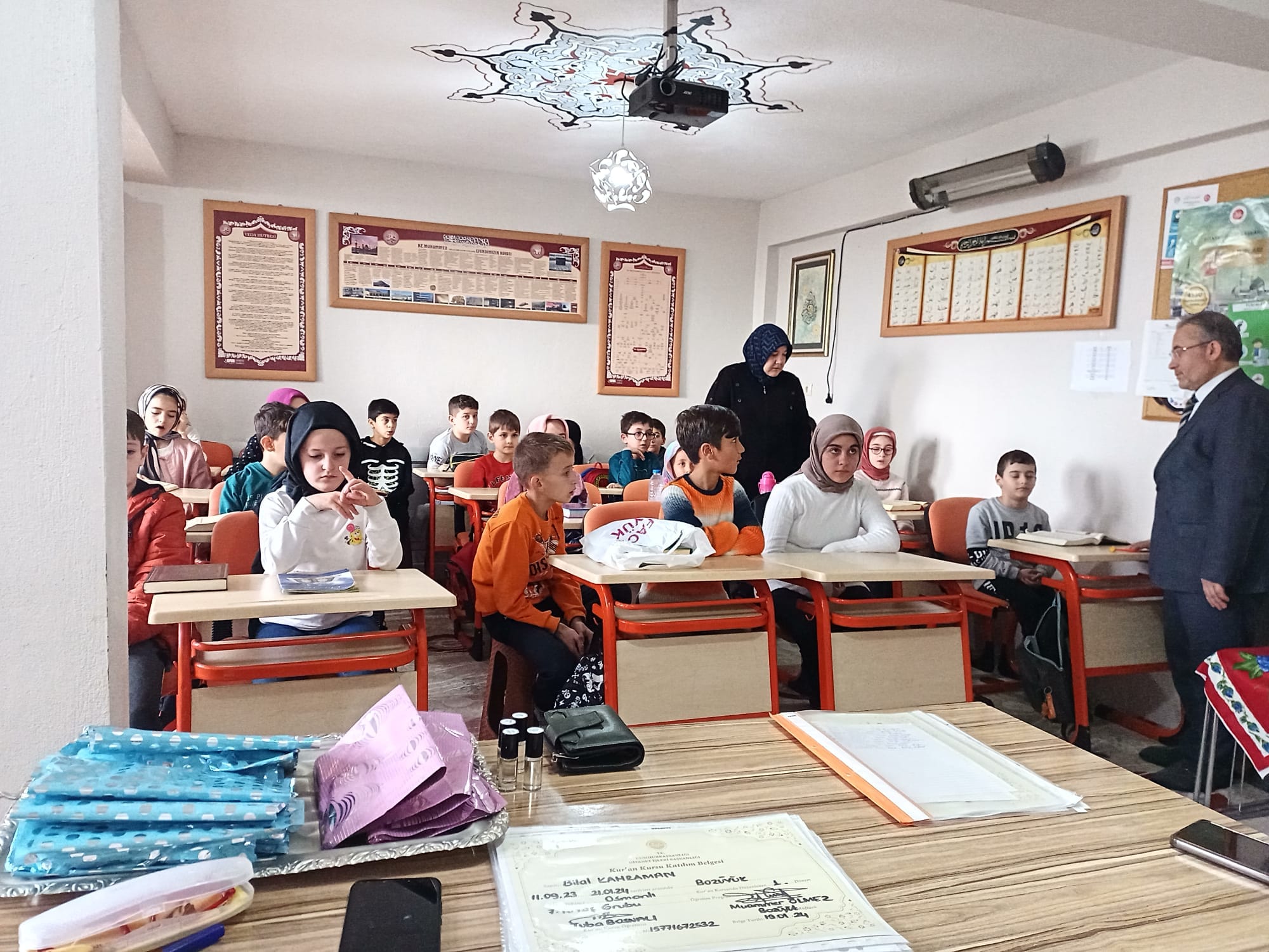 bozuyuk-haber_kuran-kursu-kapanis-programi-duzenlendi-0.jpg