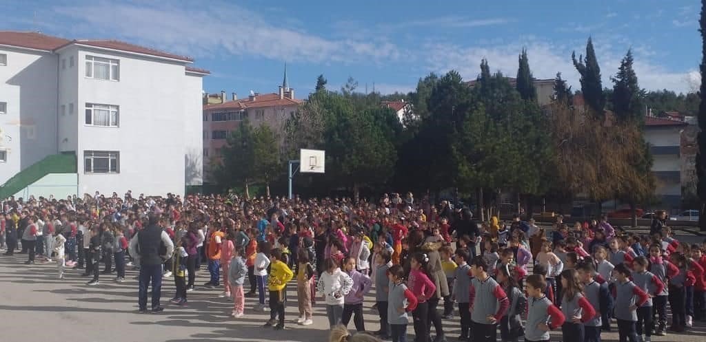 bozuyuk-haber_yariyil-tatilinden-sonra-okullarda-etkinlikler-devam-edecek-0.jpg