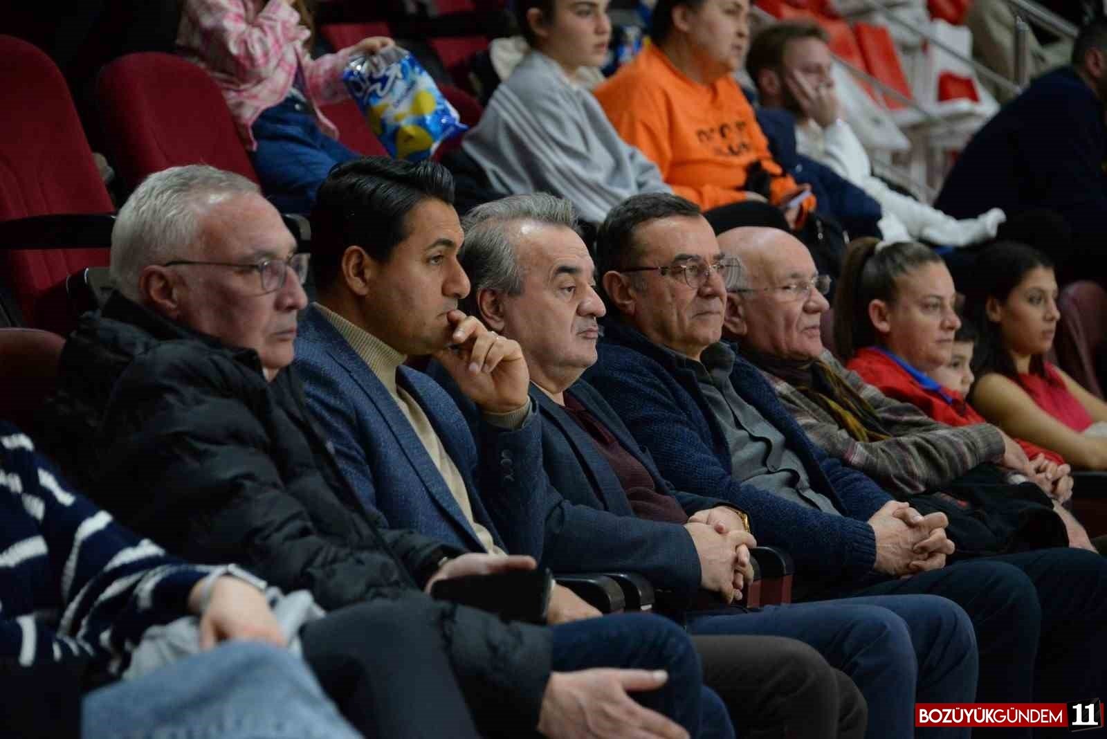 bizim-kizlar-ceyrek-finalde-besni-genclik-spor-kulubu-nu-3-0-yendi-73.jpg