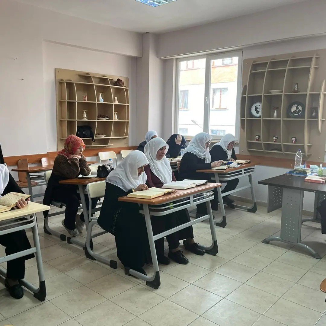 bozuyuk-haber_halk-egitim-merkezinde-kuran-i-kerim-kurslari-acilacak-0.jpg