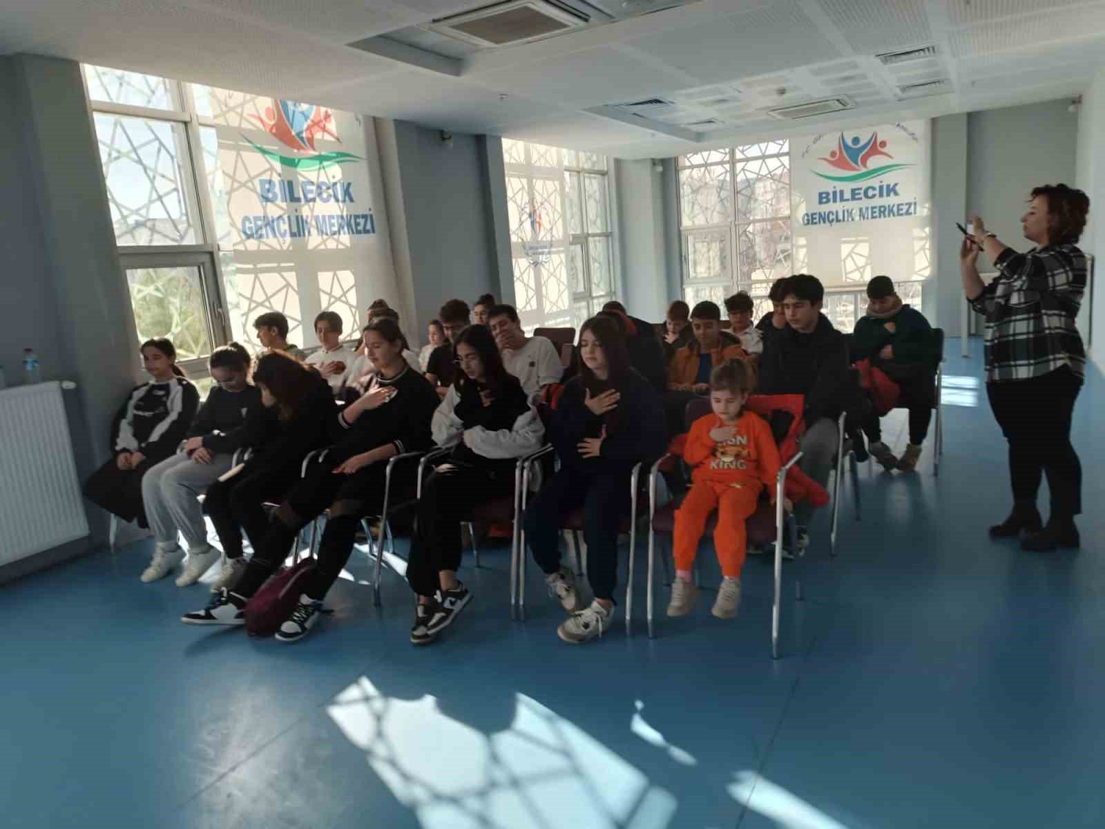 bozuyuk-haber_psikolog-esliginde-sporculara-egitimler-veriliyor-0.jpg
