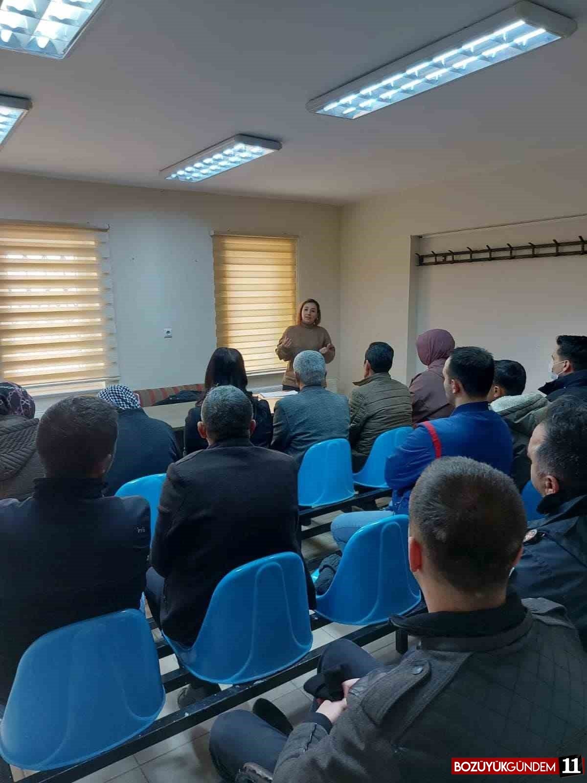 psikolog-destekli-egitimler-devam-ediyor-698.jpg