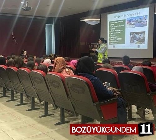 140-ogrenci-daha-trafik-egitimlerini-tamamlayarak-bilinclendirildi-3685.jpg
