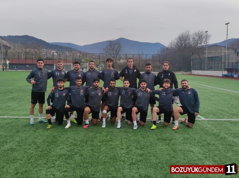 1969-bilecik-spor-kulubu-bayindirspor-macinin-hazirliklarini-surduruyor-3542.jpg