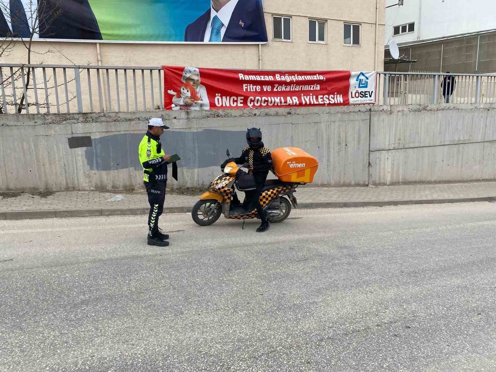 bozuyuk-haber_bilecikte-sok-motosiklet-denetimlerinde-29-bin-695-tl-ceza-yazildi-0.jpg