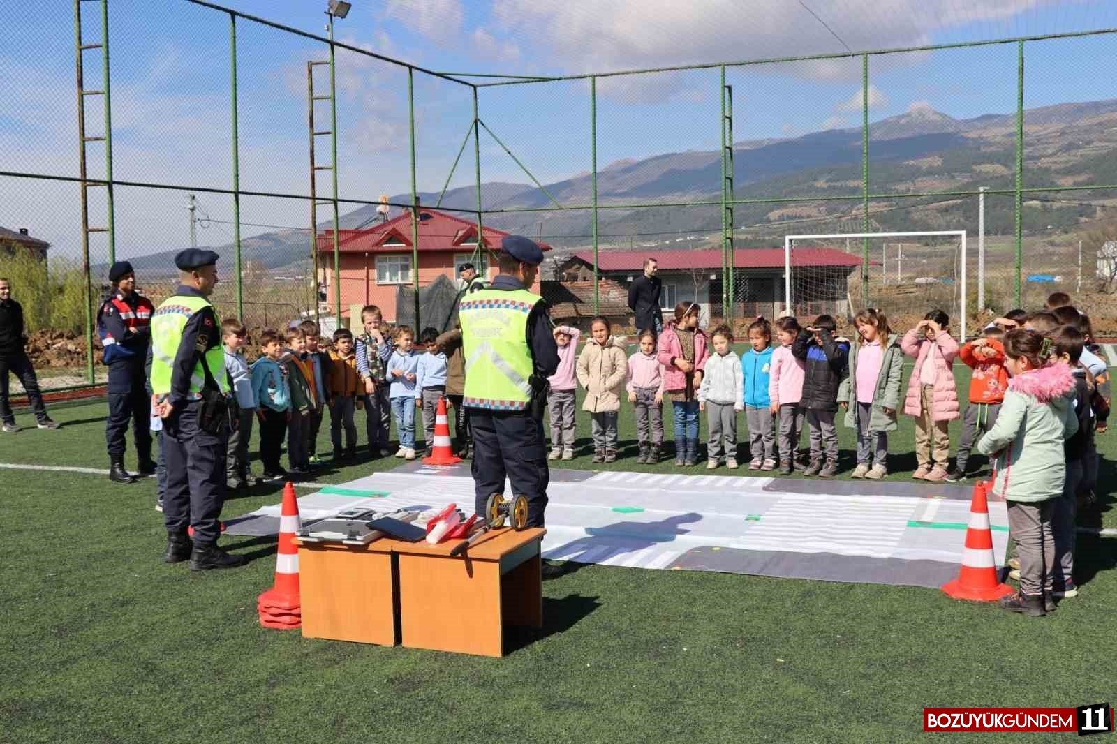 okulumda-guvendeyim-projesi-176-ogrenciye-ulasti-4934.jpg