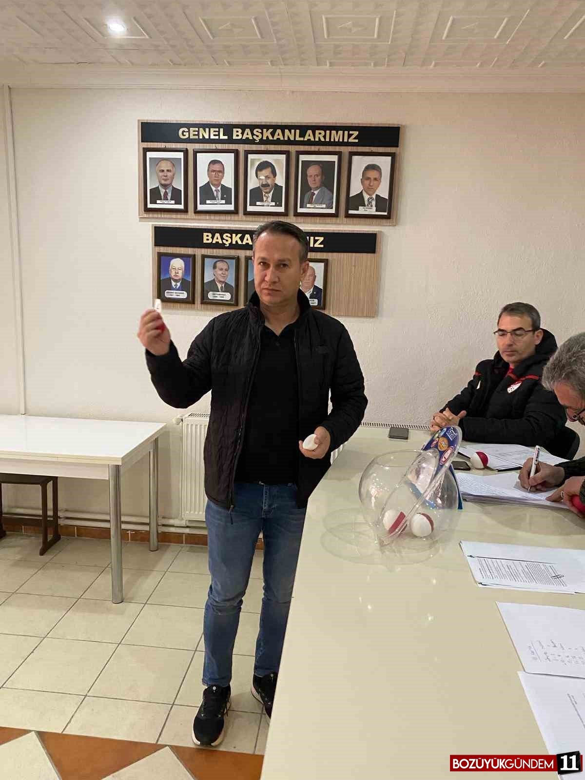 bilecik-1-amator-lig-de-play-off-maclari-nefes-kesecek-5890.jpg