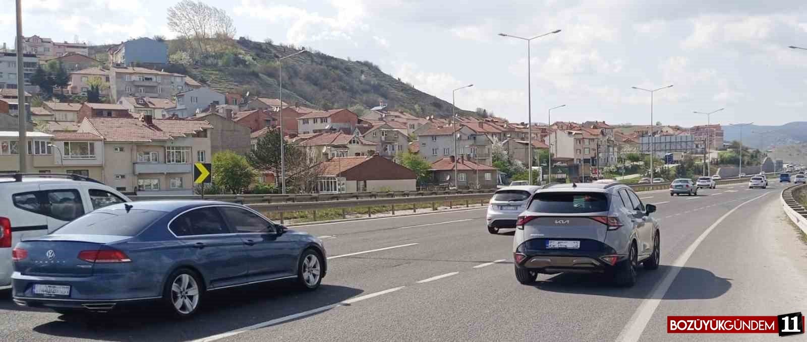 bilecik-cevreyolunda-yogun-trafige-ragmen-aksaklik-yasanmadi-7375.jpg