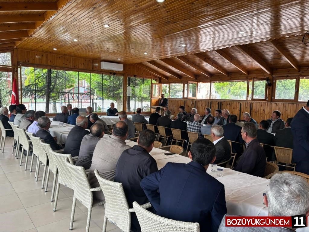 golpazari-muhtarlar-dernegi-baskanligini-ismail-gucen-kazandi-9606.jpg