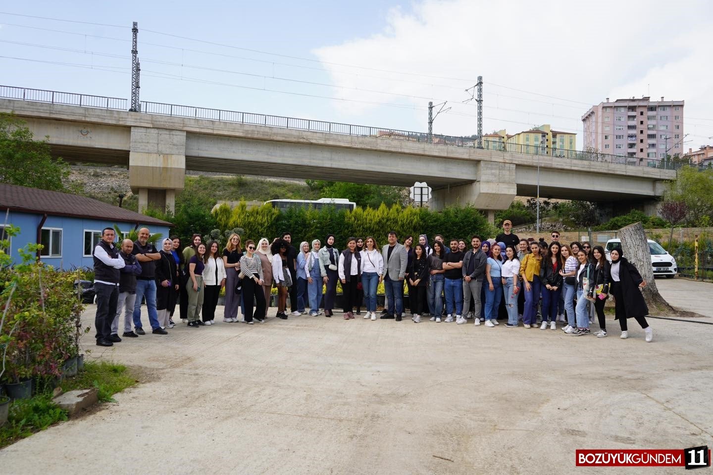 universite-ogrencileri-sera-alaninda-uygulamali-egitim-aldi-9211.jpg