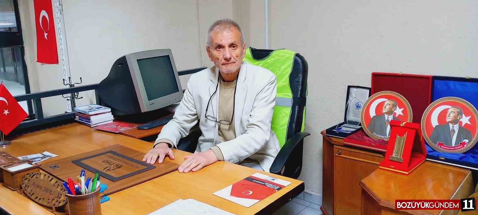 vatandasi-bizimle-calismak-ister-misiniz-mesajiyla-kandiriyorlar-5974.jpg