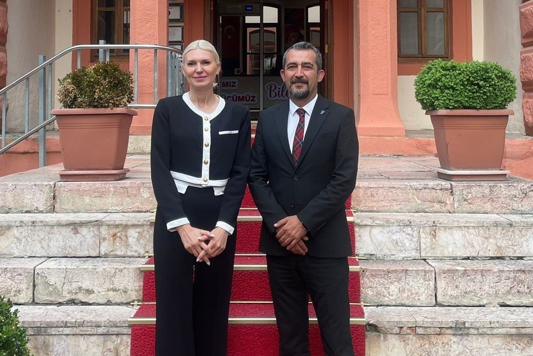 yeni-baskan-yardimcisi-guven-sonmez-goreve-basladi-9502.jpg