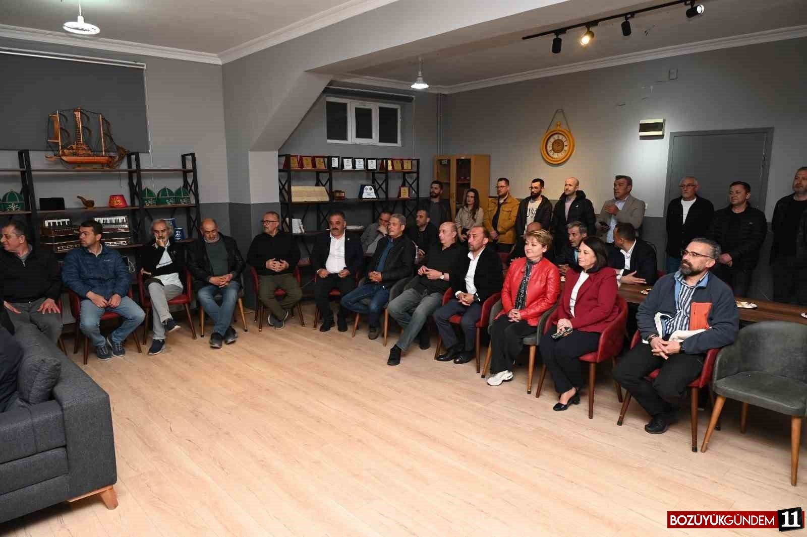 baskan-bakkalcioglu-ndan-kuzey-kafkasya-kultur-dernegi-ne-ziyaret-12103.jpg