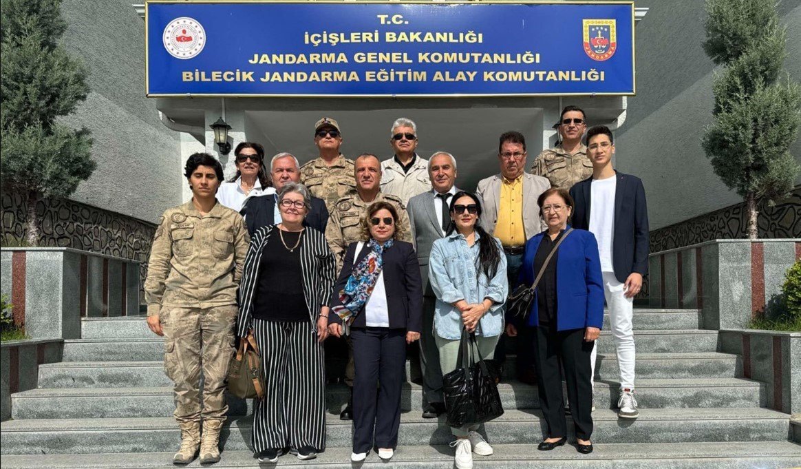 bozuyuk-haber-106910104-jandarma-anlamli-bir-calismaya-imza-atti-0.jpg