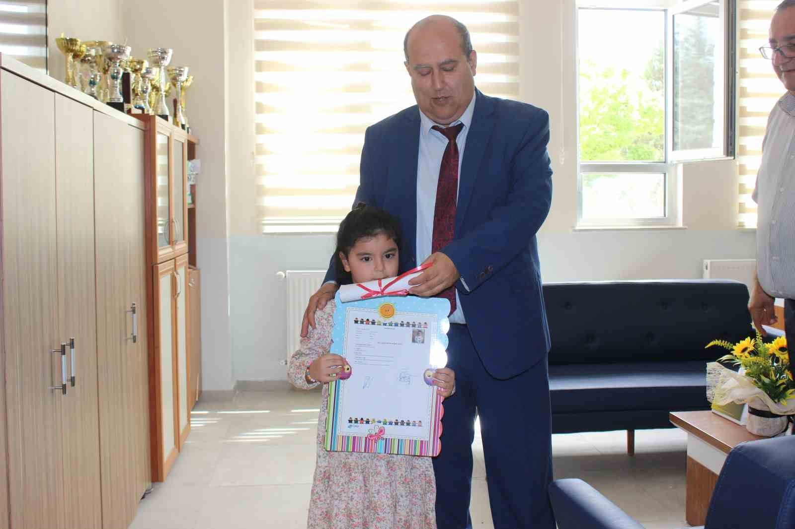 bozuyuk-haber-4734101-osmaneli-nde-2024-yilinin-son-ders-zili-caldi-0.jpg