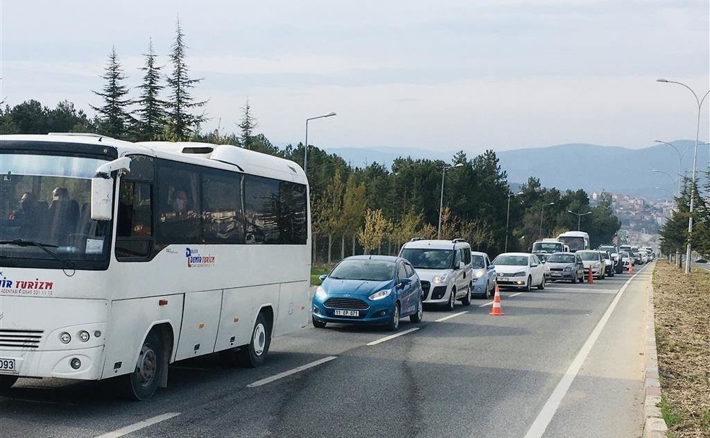 bozuyuk-haber-666857-bilecik-te-arac-sayisi-83-bin-726-a-ulasti-0.jpg