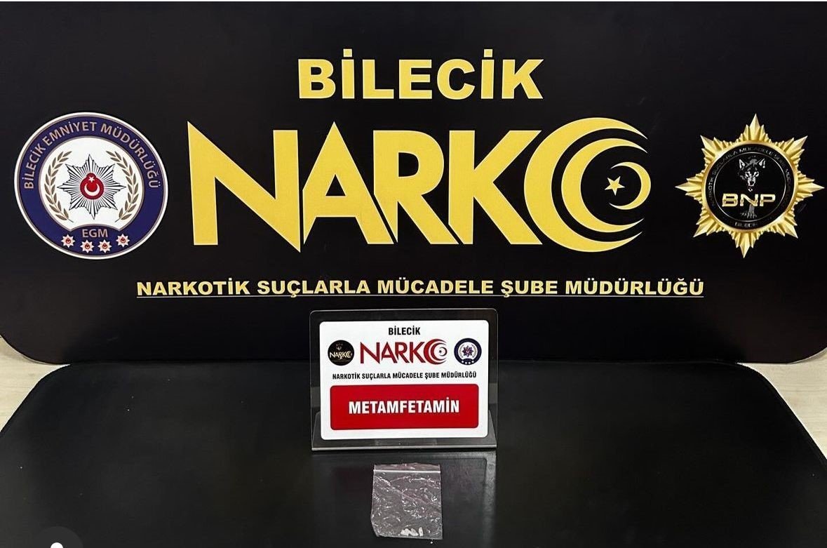 bozuyuk-haber-1048346-durdurulan-suphelinin-uzerinde-uyusturucu-madde-ele-gecirildi-0.jpg