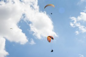 bozuyuk-haber-127746-bilecik-te-golpazari-havacilik-ve-yamac-parasutu-festivali-basladi-0.jpg