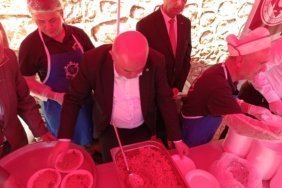 bozuyuk-haber-3571610-baskan-ergun-den-ahi-pilavi-ikrami-0.jpg
