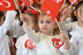 bozuyuk-haber-511794-miniklerin-bayram-sevinci-0.jpg