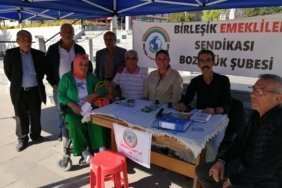 bozuyuk-haber-675894-yeni-uye-calismasi-yaptilar-0.jpg