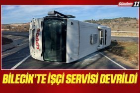 Bilecik'te, işçi servisi ile otomobilin çarpışması sonucu 1 kişi yaralandı