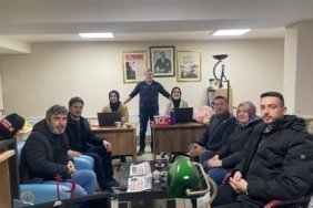 bozuyuk-haber-118255-ak-parti-ilce-baskani-ersin-cam-ve-ak-parti-meclis-uyelerinden-gazetemize-ziyaret-0.jpg