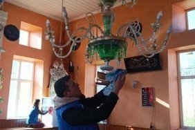 bozuyuk-haber-2104292-bilecik-te-gonullu-gencler-cami-temizliyor-0.jpg