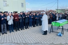 bozuyuk-haber-2861042-ugur-pasa-cenazeye-katildi-0.jpg