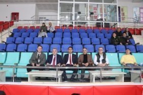 bozuyuk-haber-1079895-kaymakam-ozturk-futsal-musabakasini-takip-etti-0.jpg