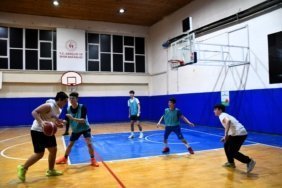 bozuyuk-haber-2726106-sokaklar-bizim-3x3-basketbol-turnuvasi-bilecik-te-yapildi-0.jpg