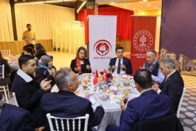 bozuyuk-haber-8681093-bilecik-valisi-aygol-sehit-aileleri-ve-gazilerle-iftarda-bulustu-0.jpg