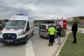 bozuyuk-haber-289773-bilecik-te-kamyonet-ile-otomobilin-carpisti-7-yarali-0.jpg