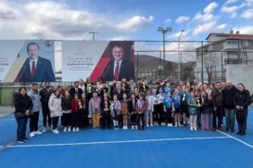 bozuyuk-haber-31049610-kaymakam-ozturk-ten-sporculara-madalya-0.jpg