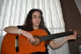 bozuyuk-haber-589525-otizmli-sila-19-yildir-muzikle-hayatina-renk-katti-0.jpg