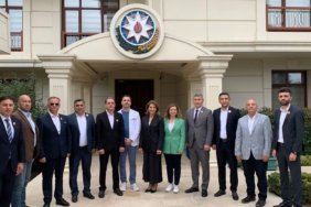 bozuyuk-haber-10101564-azerbaycanli-gazi-gazetecilerden-medya-is-ziyareti-2.jpg