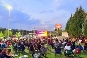 bozuyuk-haber-1106434-bilecik-te-sinema-geceleri-basladi-0.jpg