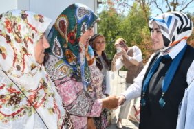 bozuyuk-haber-761747-ak-parti-genel-merkez-kadin-kollari-baskani-ercan-bilecik-te-konustu-0.jpg