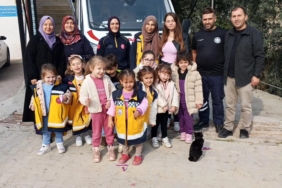 bozuyuk-haber-258874-miniklerden-112-ye-anlamli-ziyaret-0.jpg