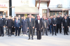 bozuyuk-haber-7621037-golpazari-nda-ataturk-saygiyla-anildi-0.jpg