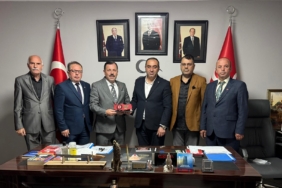 bozuyuk-haber-822943-11-11-dunya-bilecikliler-gunu-kapsaminda-mhp-il-baskanina-ziyaret-0.jpg